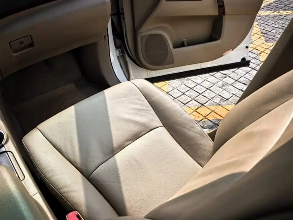 Toyota Highlander 2014 — фото 9