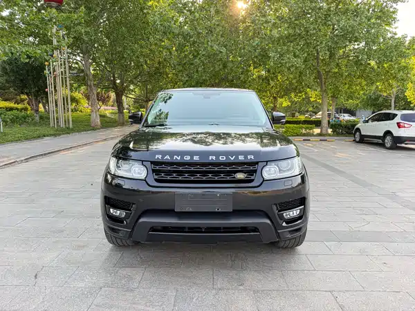 Land Rover Range Rover Sport 2015