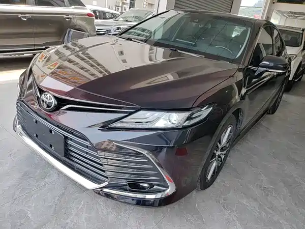 Toyota Camry 2021