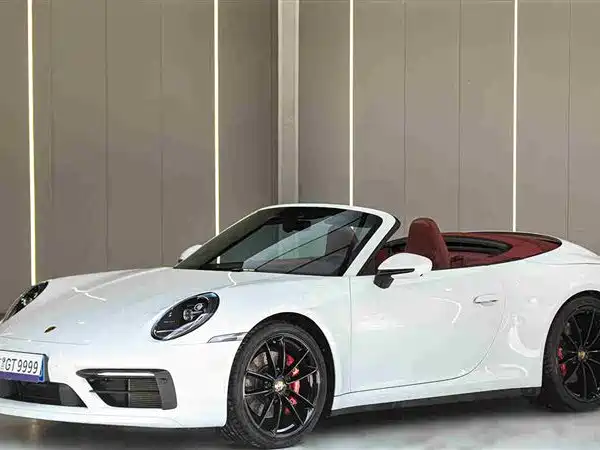 Porsche 911 2020 — фото 1