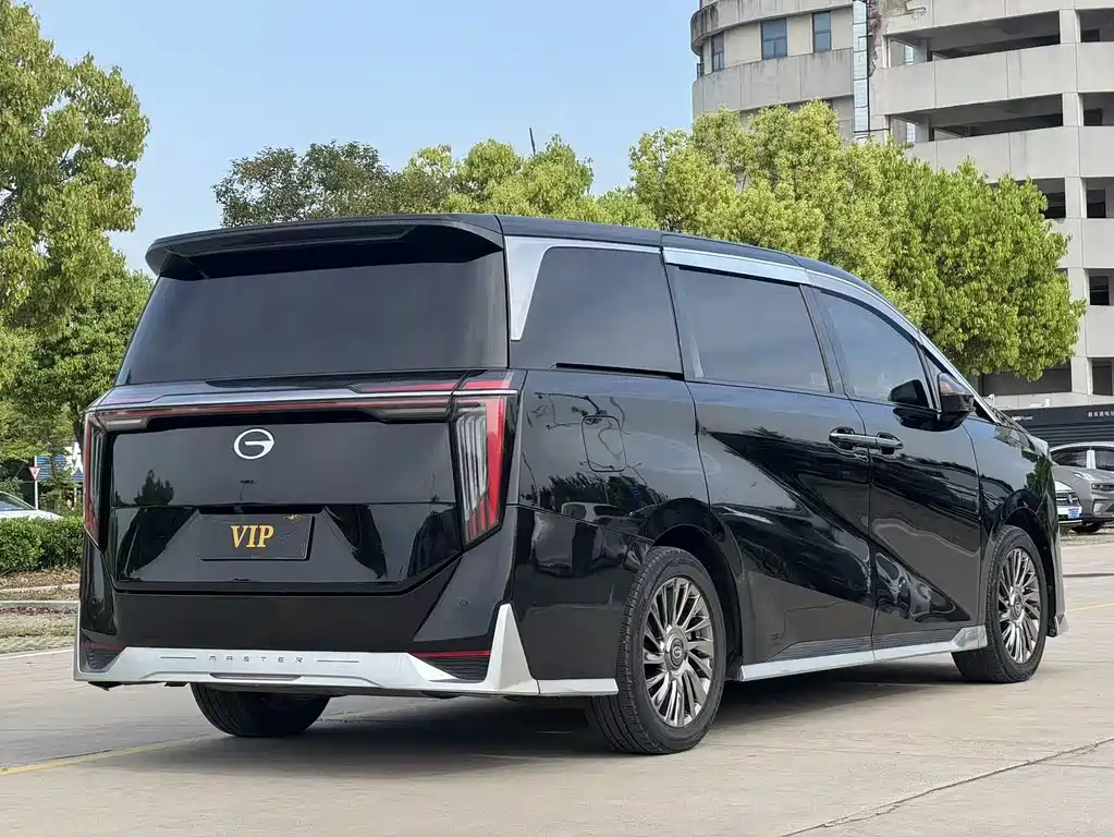 GAC Motor Trumpchi M8 2023 — фото 7