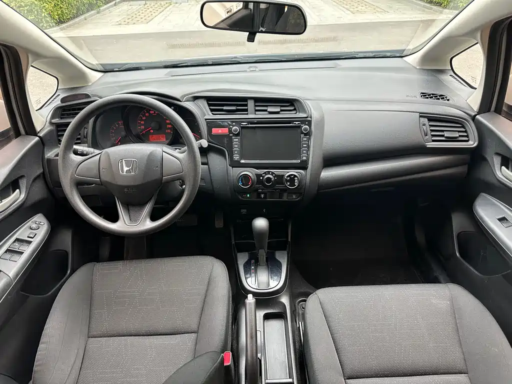 Honda Fit 2015 — фото 5