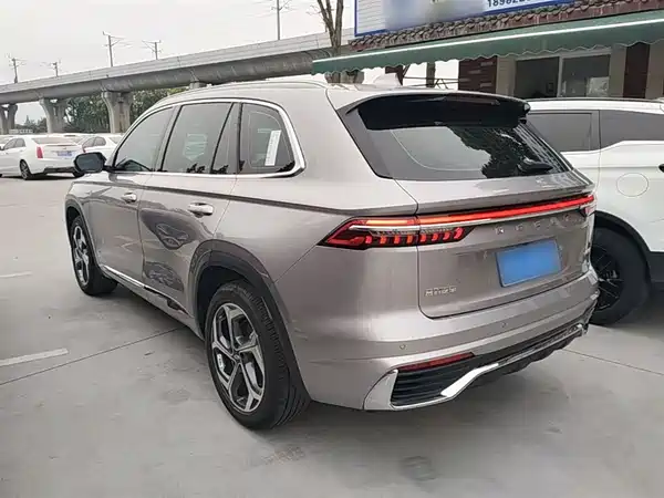 Geely Xingyue L 2024