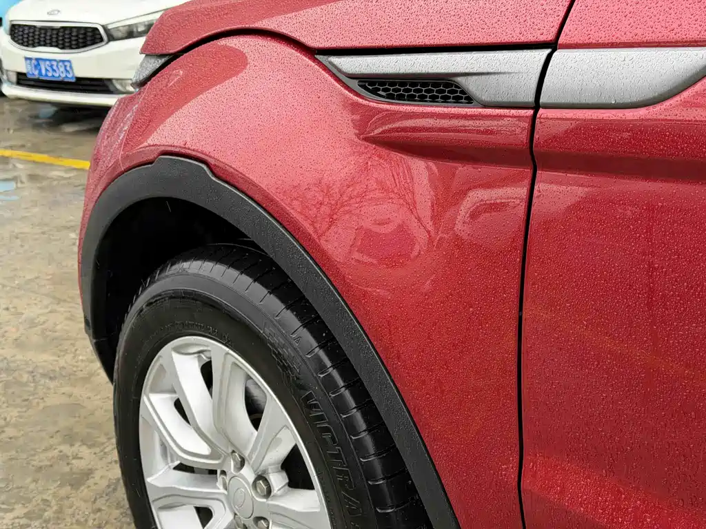 Land Rover Evoque 2018 — фото 12