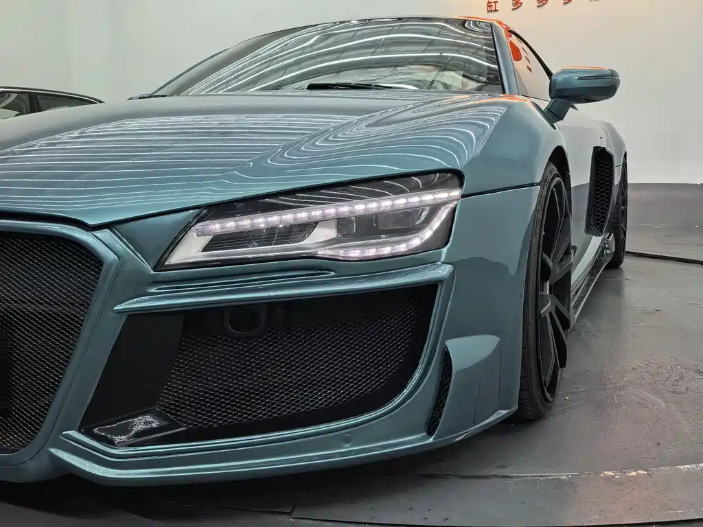 Audi R8 2014 — фото 18