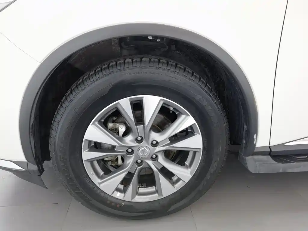 Nissan Murano 2018 — фото 17