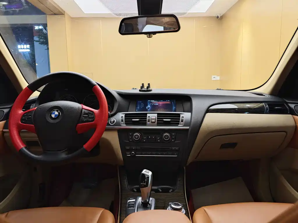 BMW X3 2013 — фото 20