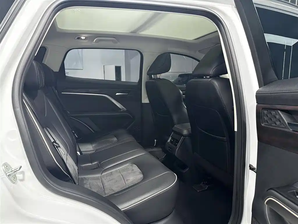 Haval H6 2023 — фото 16