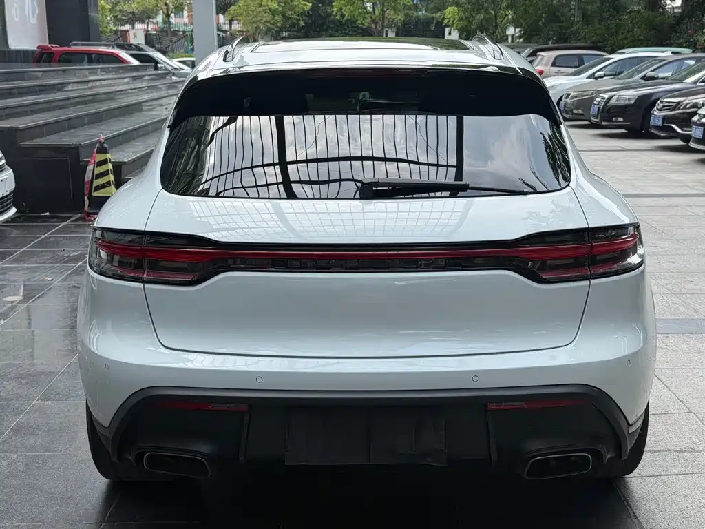 Porsche Macan 2022 — фото 10