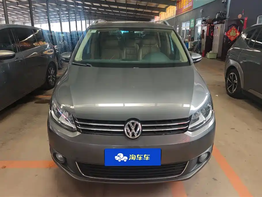 Volkswagen Touran 2015 — фото 2