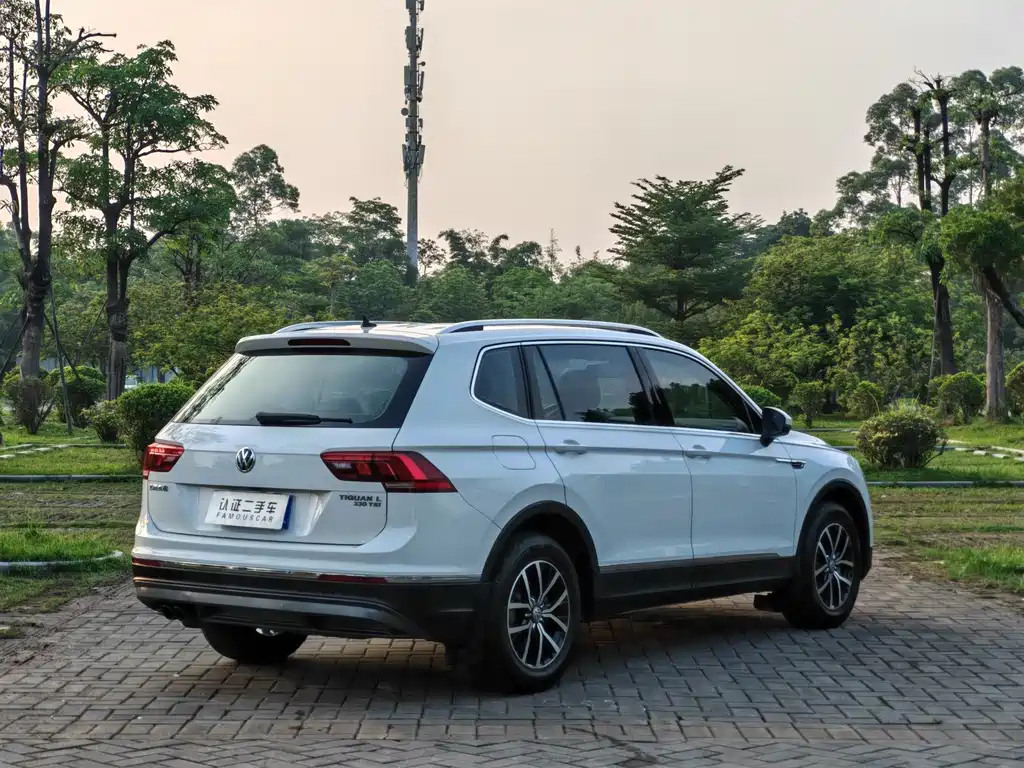 Volkswagen Tiguan L 2018 — фото 4