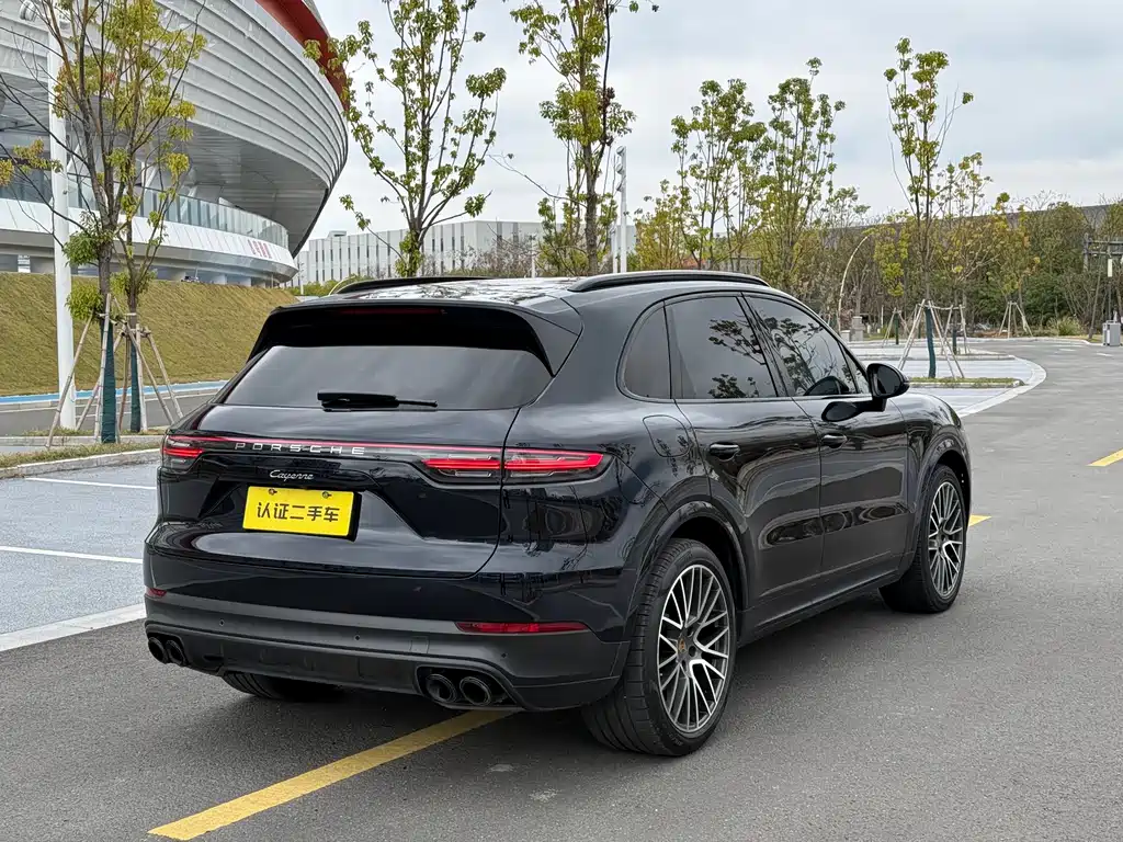 Porsche Cayenne 2020 — фото 7