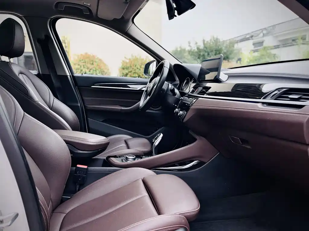 BMW X1 2020 — фото 15