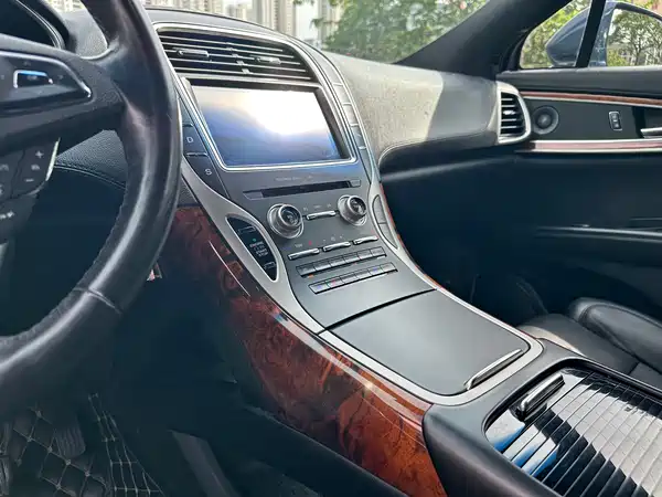 Lincoln MKX 2015