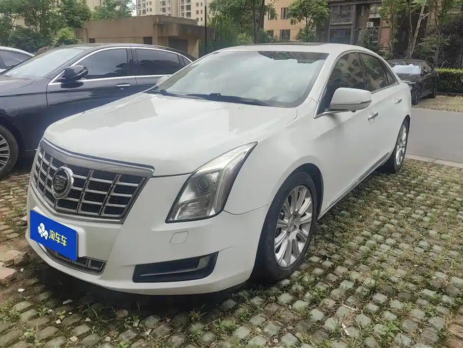 Cadillac XTS 2015