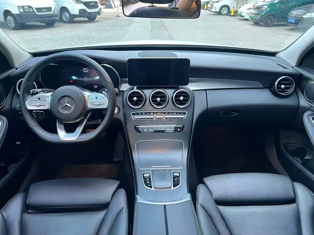 Mercedes-Benz C-Class 2021