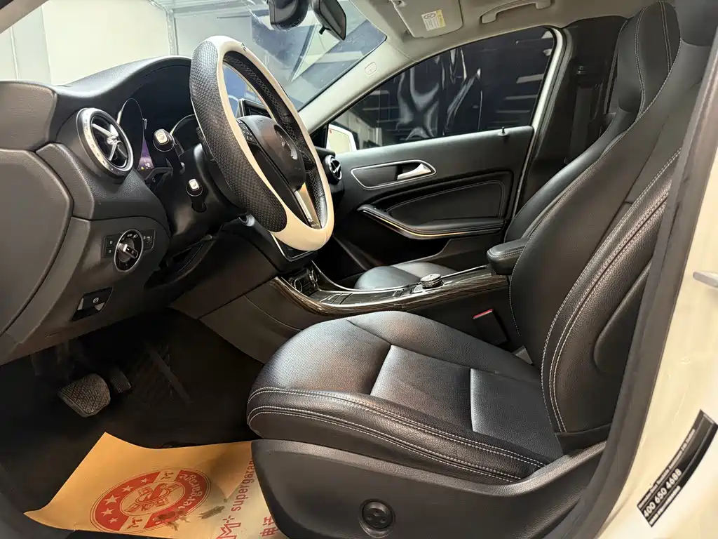 Mercedes-Benz GLA 2015 — фото 19