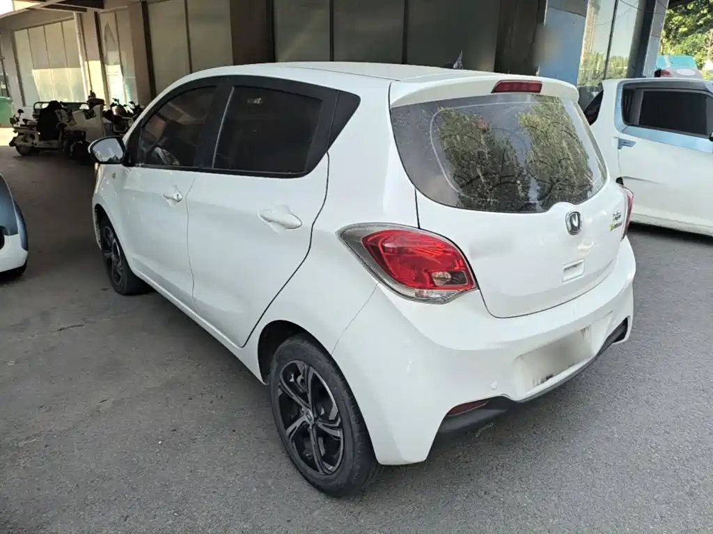 Changan Benben E-Star 2020 — фото 23