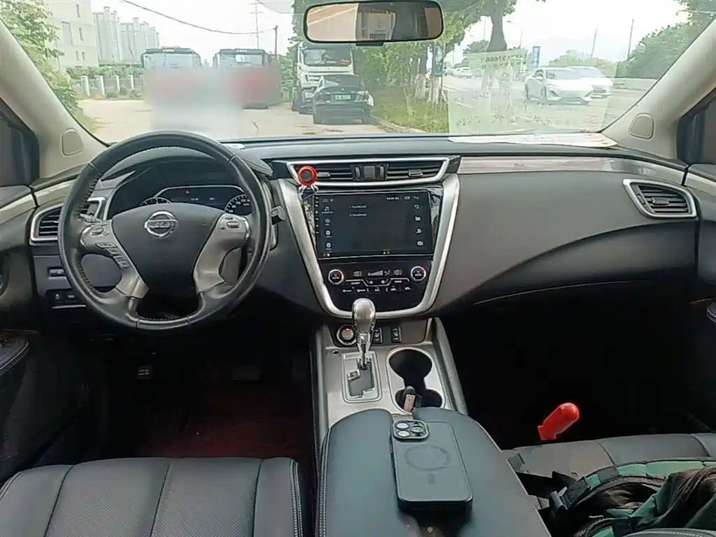 Nissan Murano 2017 — фото 10