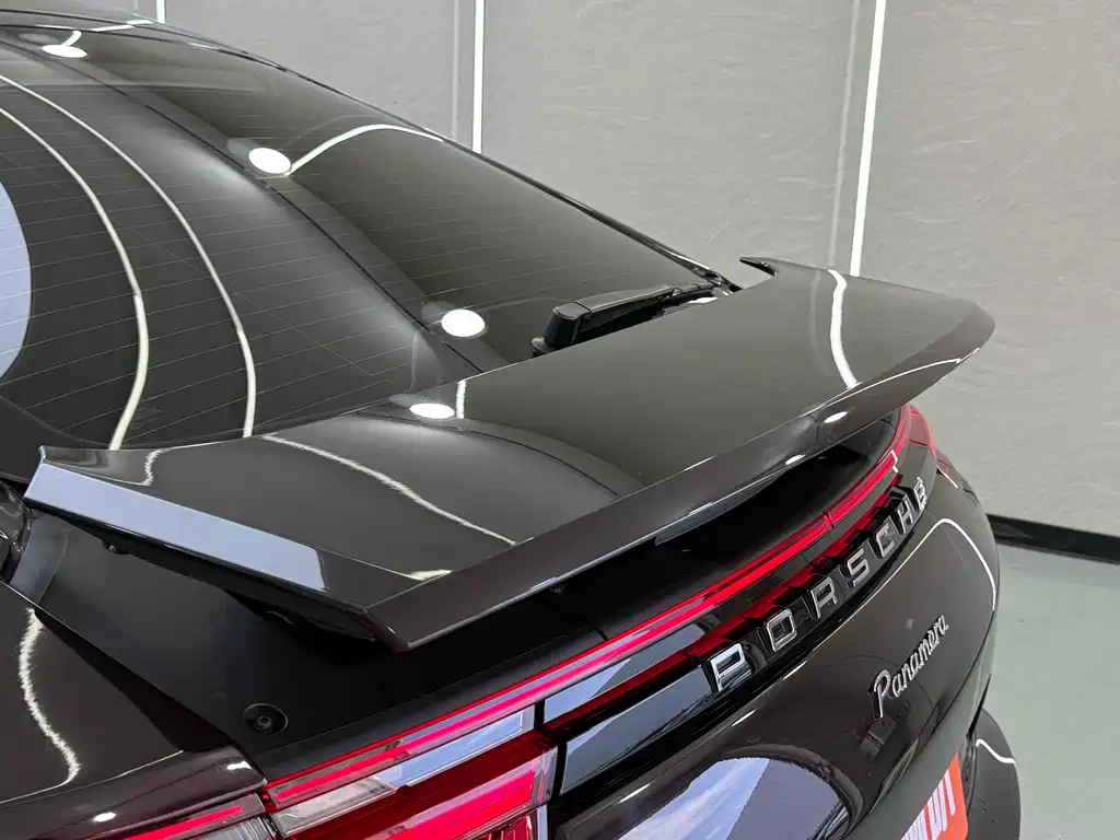 Porsche Panamera 2019 — фото 31