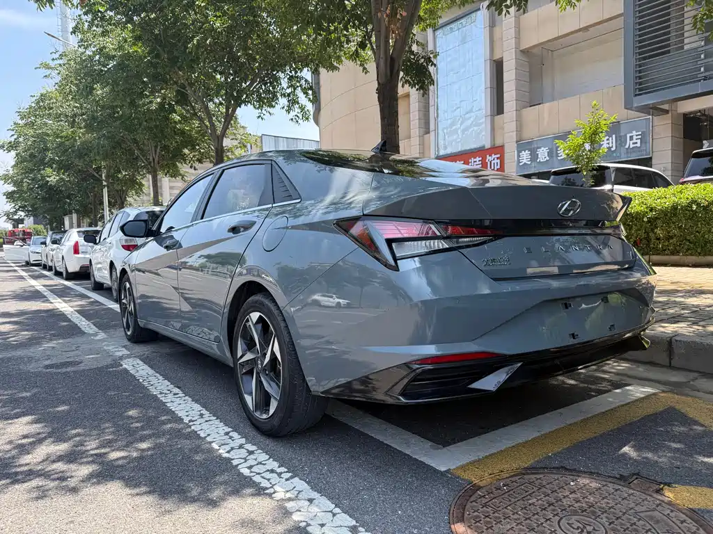 Hyundai Elantra 2026