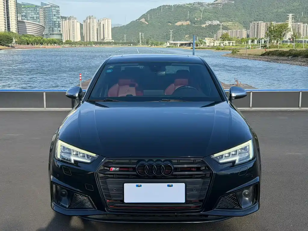 Audi S4 2019