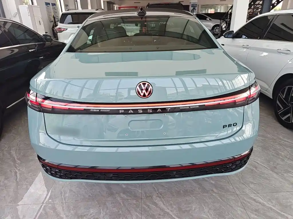 Volkswagen Passat 2024