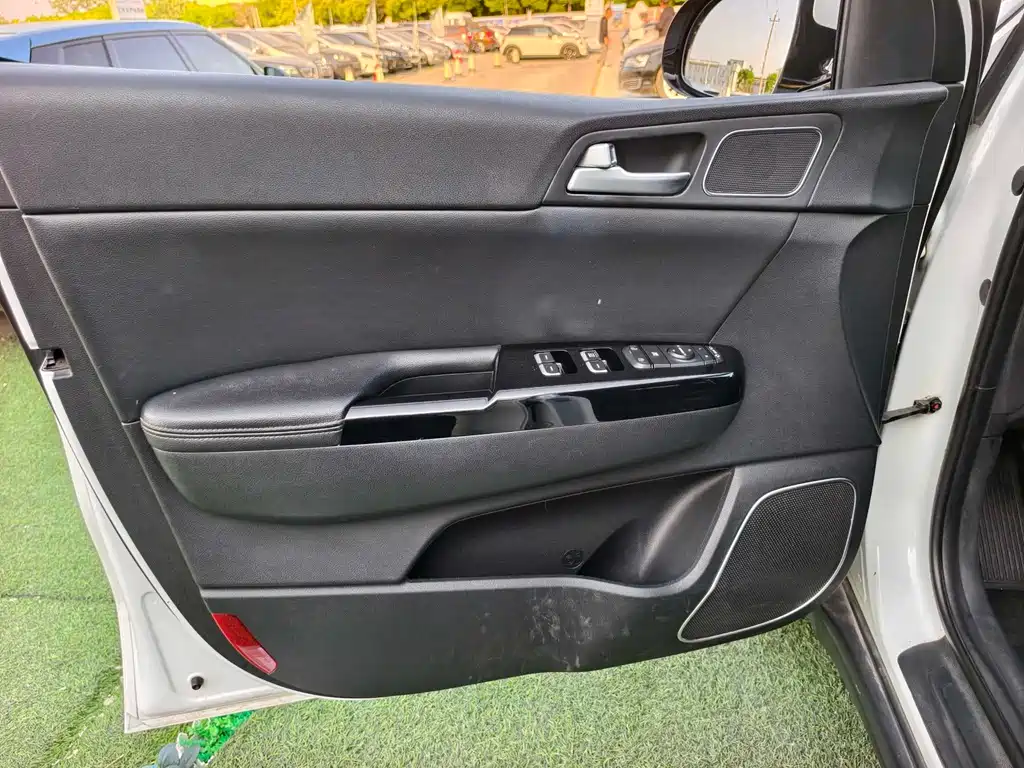 Kia KX5 2016 — фото 6