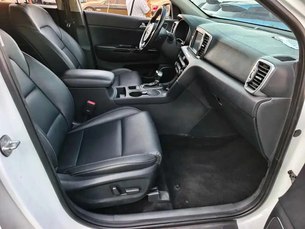Kia KX5 2016 — фото 13