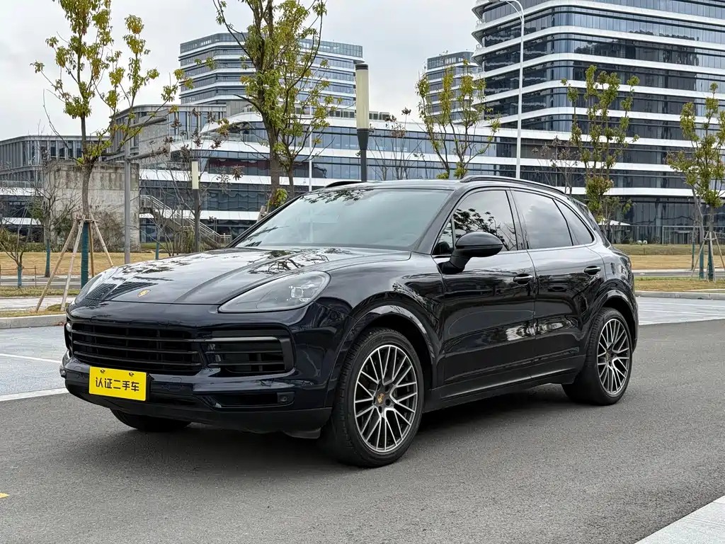 Porsche Cayenne 2020 — фото 2