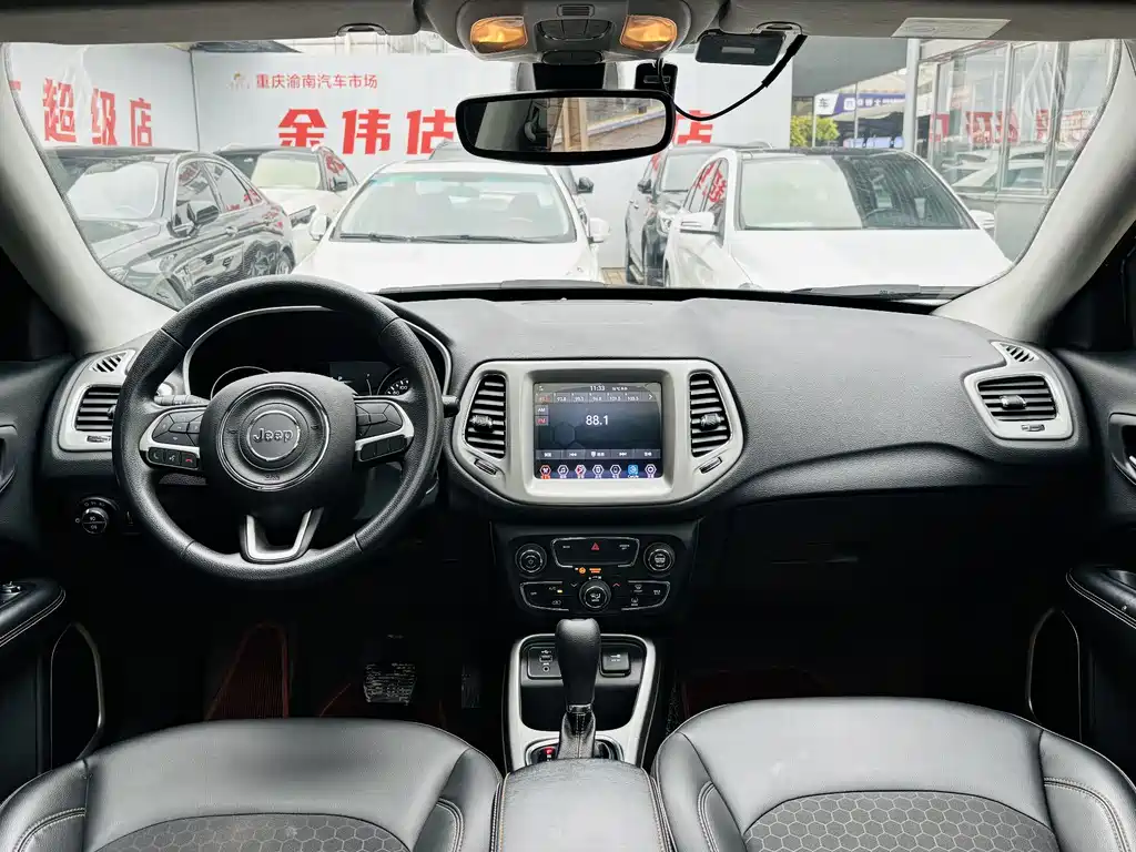 Jeep Compass 2020 — фото 14