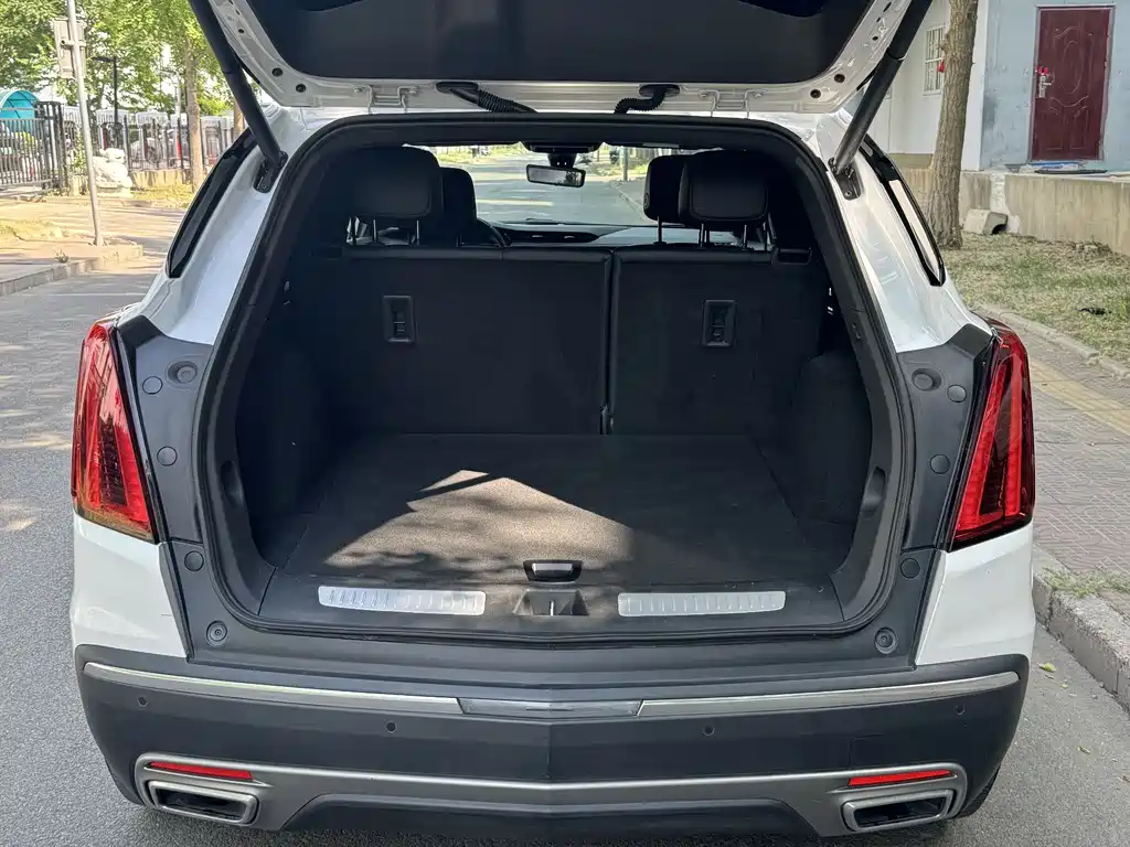 Cadillac XT5 2022 — фото 27