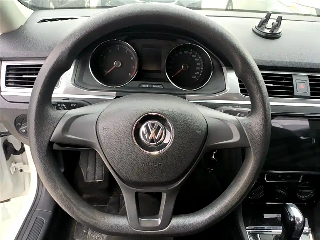 Volkswagen Bora 2021 — фото 11