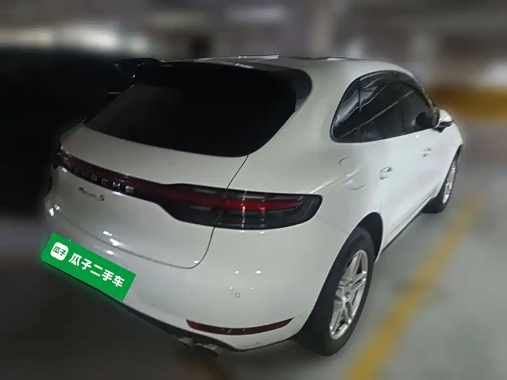 Porsche Macan 2020 — фото 12