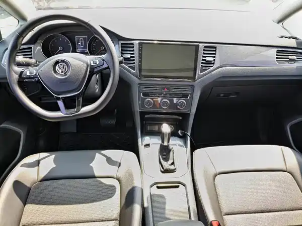 Volkswagen Golf Jialu 2017