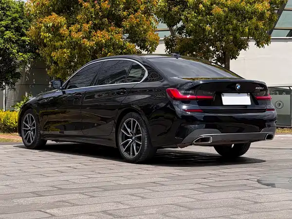 BMW 3 Series 2021