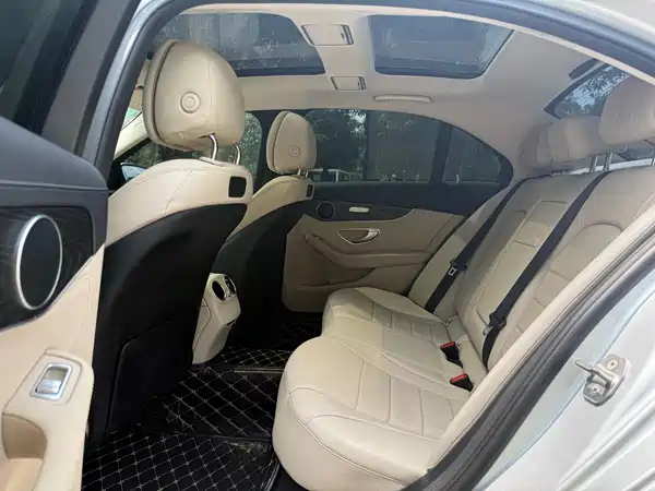 Mercedes-Benz C-Class 2018