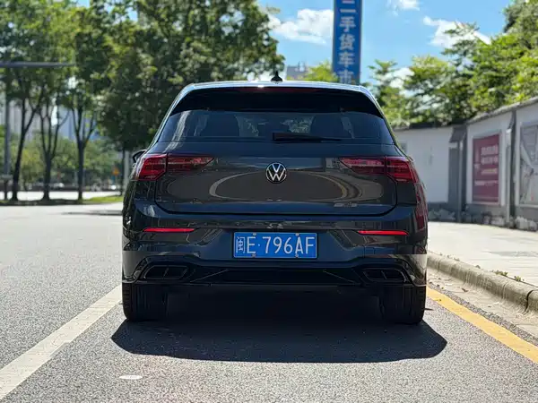 Volkswagen Golf 2022