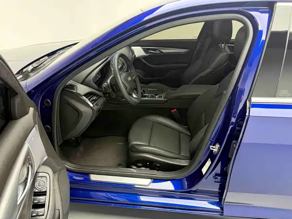 Cadillac CT5 2023