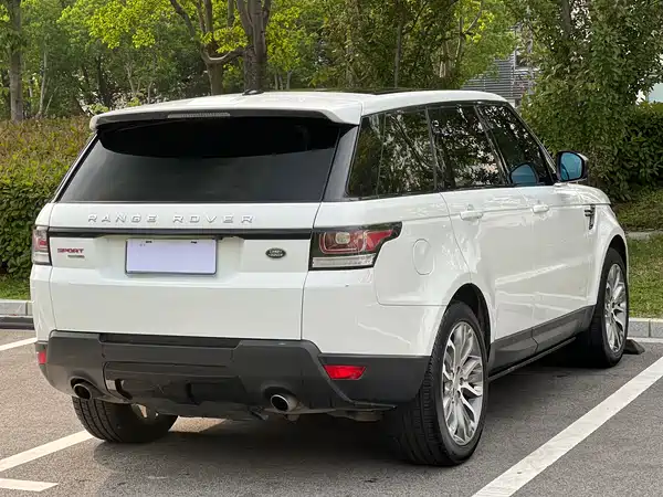 Land Rover Range Rover Sport 2014