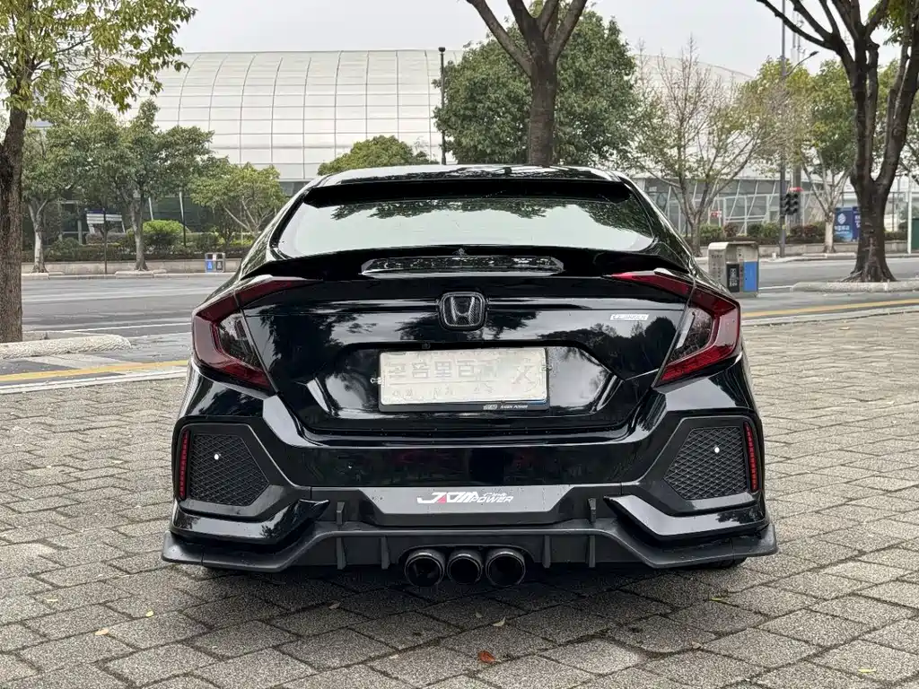 Honda Civic 2017 — фото 8