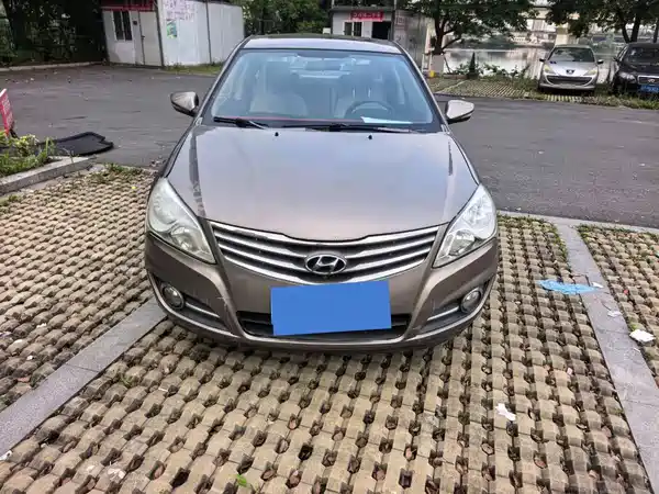 Hyundai Yuedong 2013