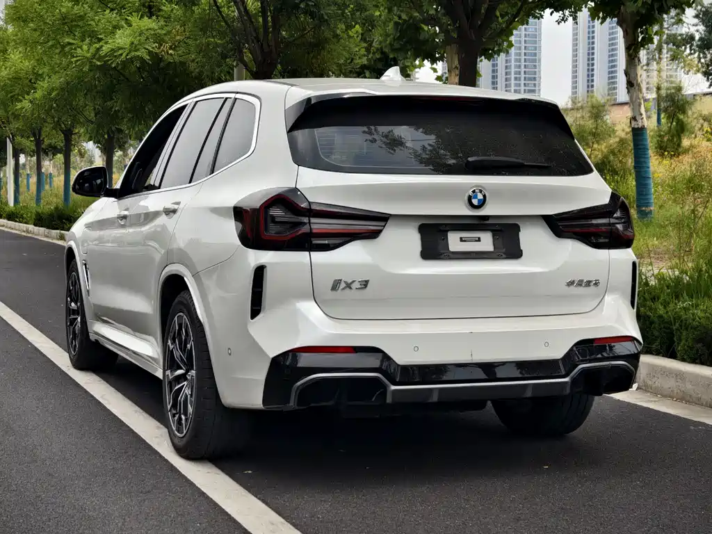 BMW iX3 2022 — фото 4