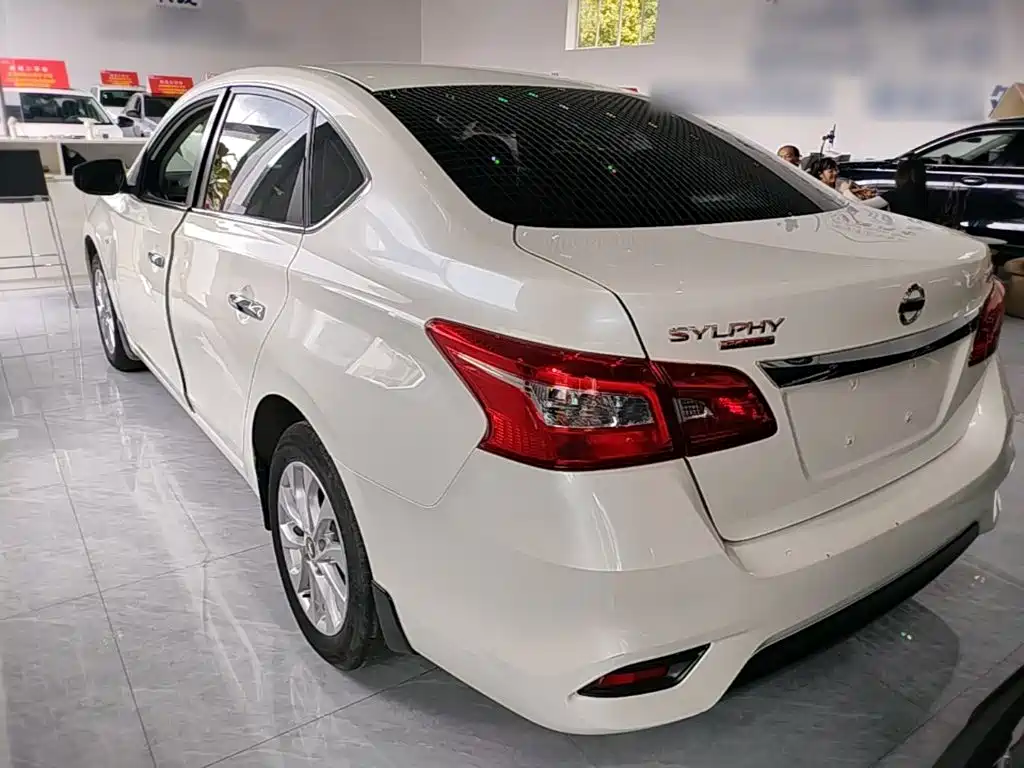 Nissan Sylphy 2022 — фото 5