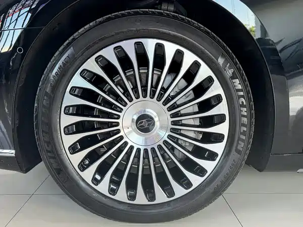Stelato S9 2025