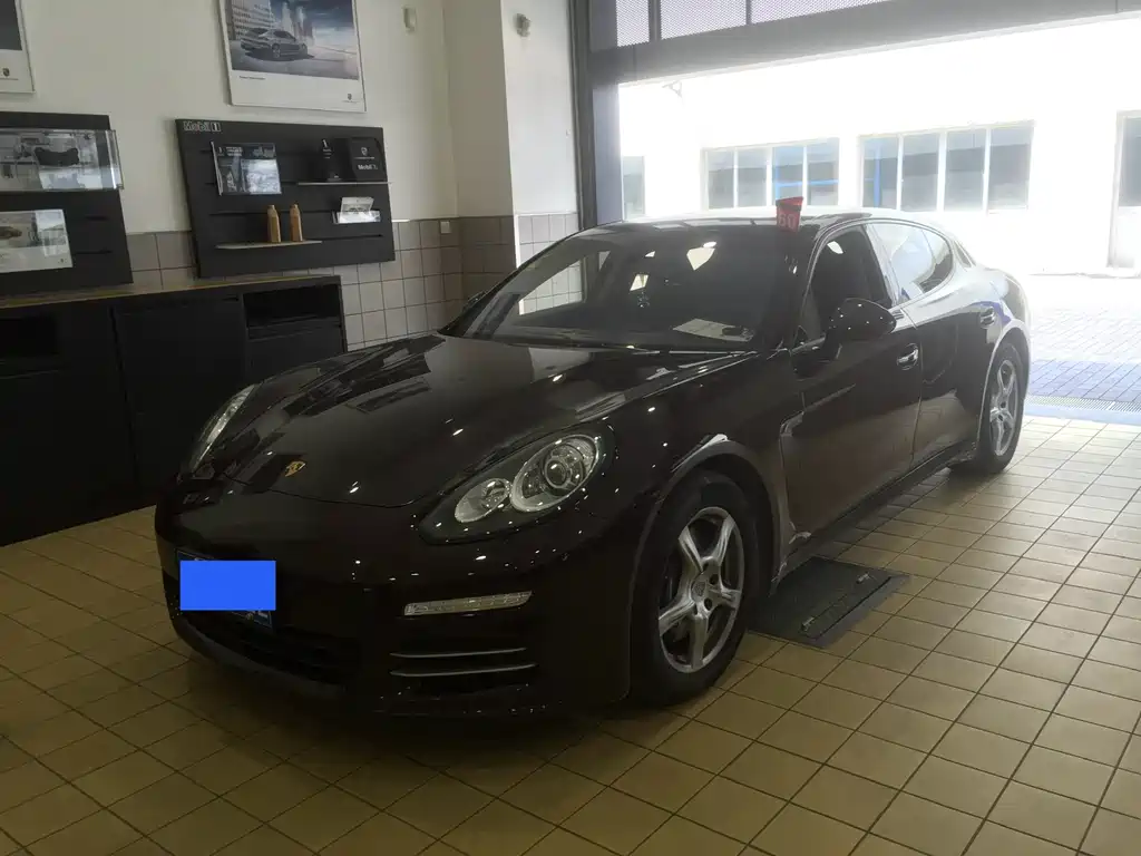Porsche Panamera 2015