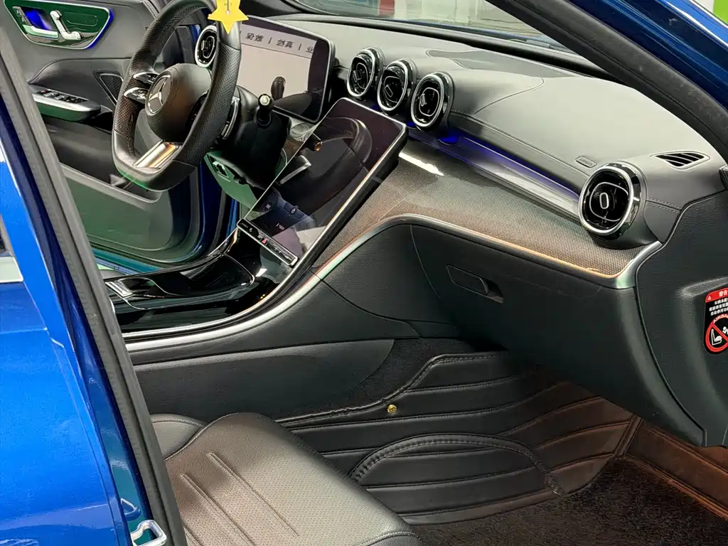 Mercedes-Benz C-Class 2021 — фото 18