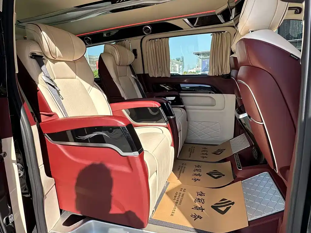 Mercedes-Benz Vito 2023 — фото 12