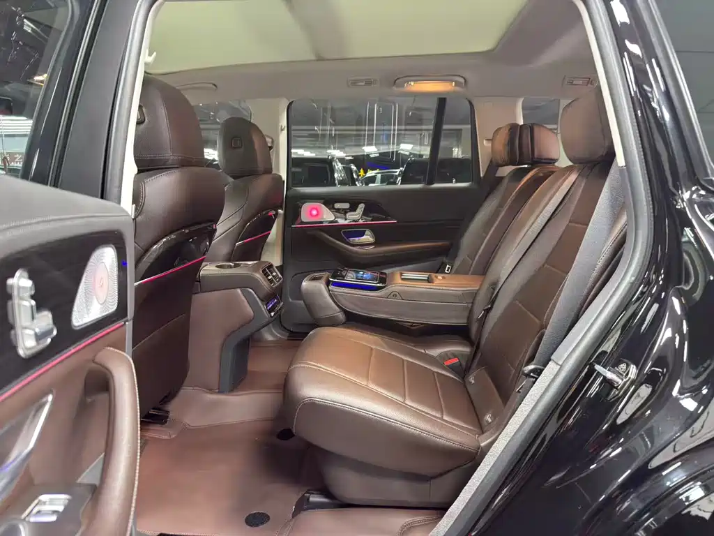 Mercedes-Benz GLS 2020 — фото 12