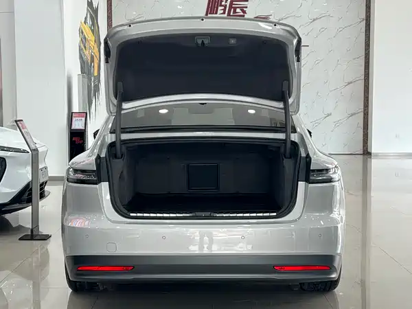 NIO ET7 2022